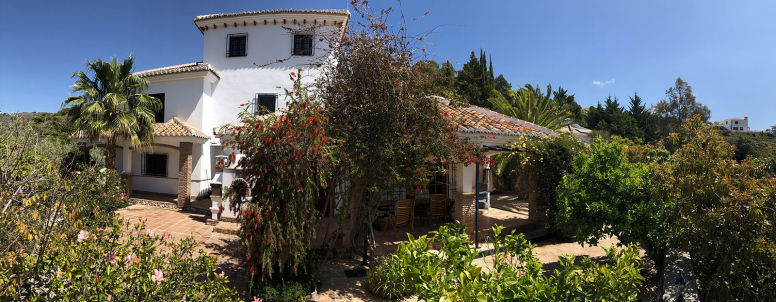 Owner direct holiday rentals in Competa, Andalusia, Costa del Sol, Spain